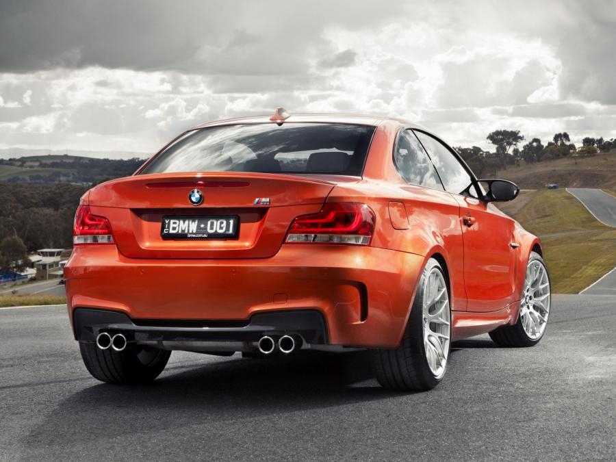  BMW 1-Series M Coupe 2011 года  (AU) (фото 5 из 10)